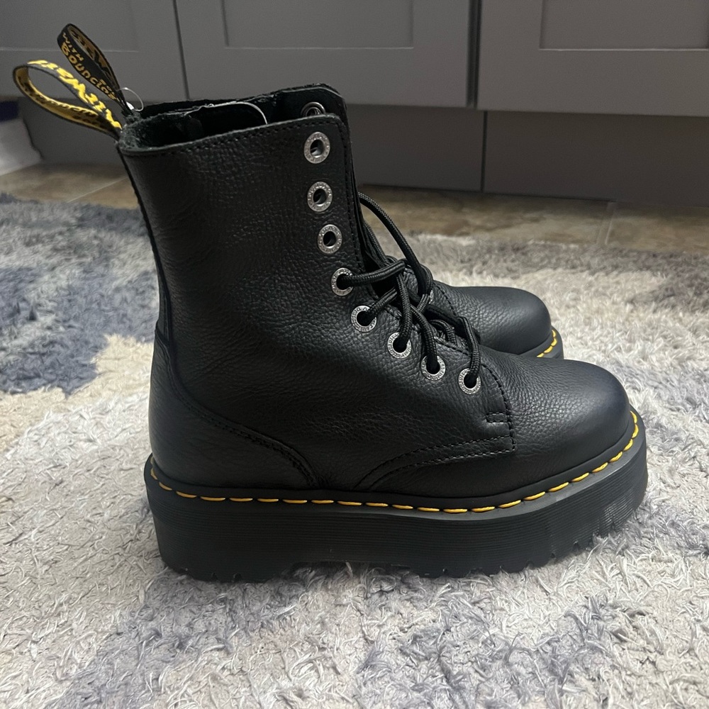 Dr. Martens Jadon III Pisa Platform Boots (Women’s size 7)